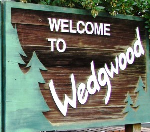 In 1995 the Wedgwood Community Council placed two Welcome to Wedgwood signs using Dept. of Neighborhoods grant funds. In 2007 the matching sign was stolen from the corner of NE 70th Street. A police report was filed, so if you know where the missing sign is, please report it.