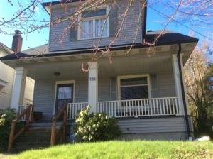 In 1905 Jay & Lute Robb were financially comfortable and they built a house in the Madrona neighborhood.